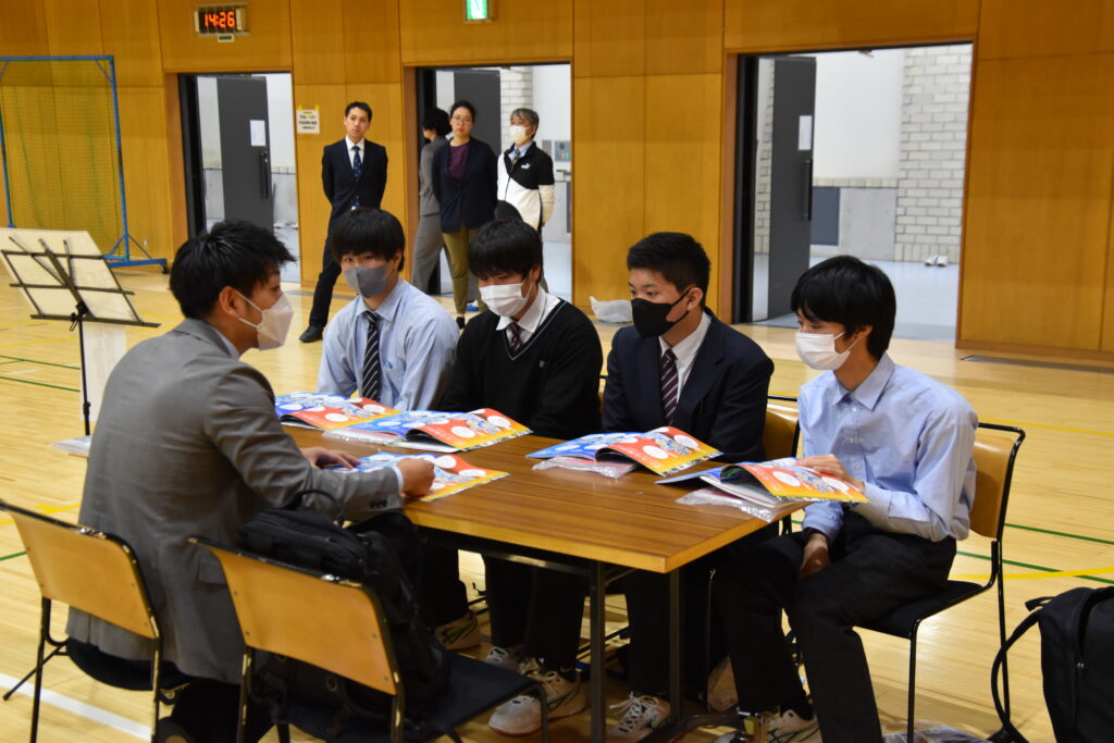 専門学校ガイダンスを実施しました