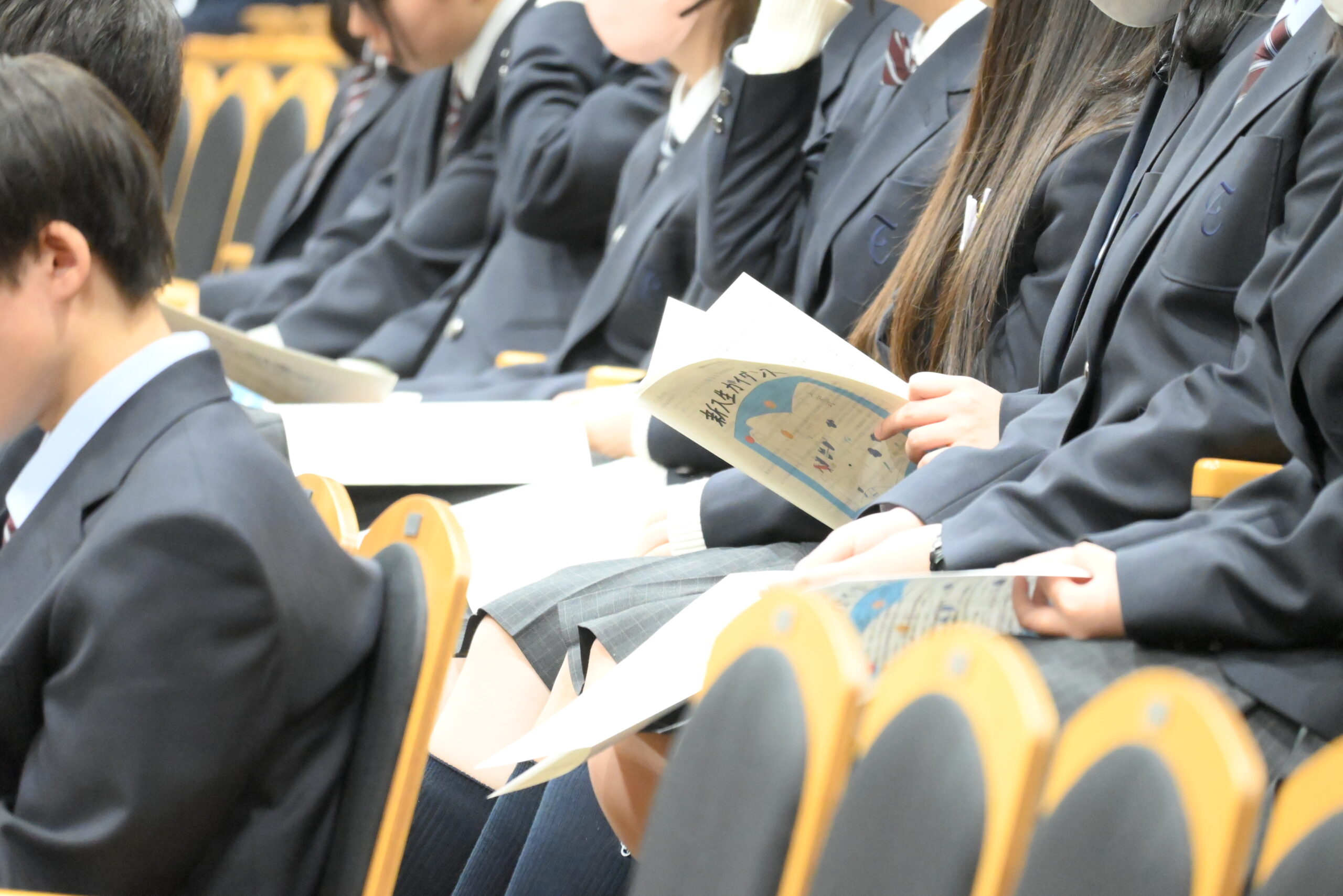 全学年ガイダンスを実施しました